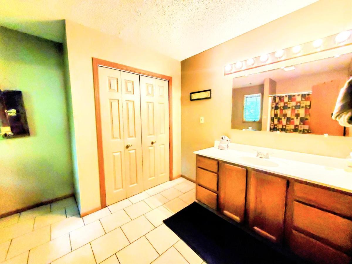 Wandering Bear Lodge-Free Tickets Sevierville Exterior foto